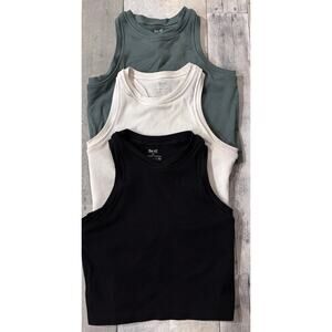 Lot of 3 Ladies Pro Fit Seamless Mini Workout Tops Sports Bra Medium Hgh Support